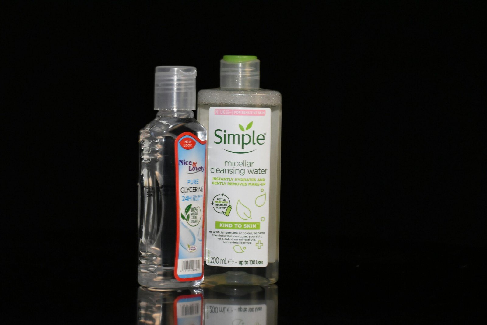 Side-by-side comparison of dry skin versus hydrated skin using organic face oil