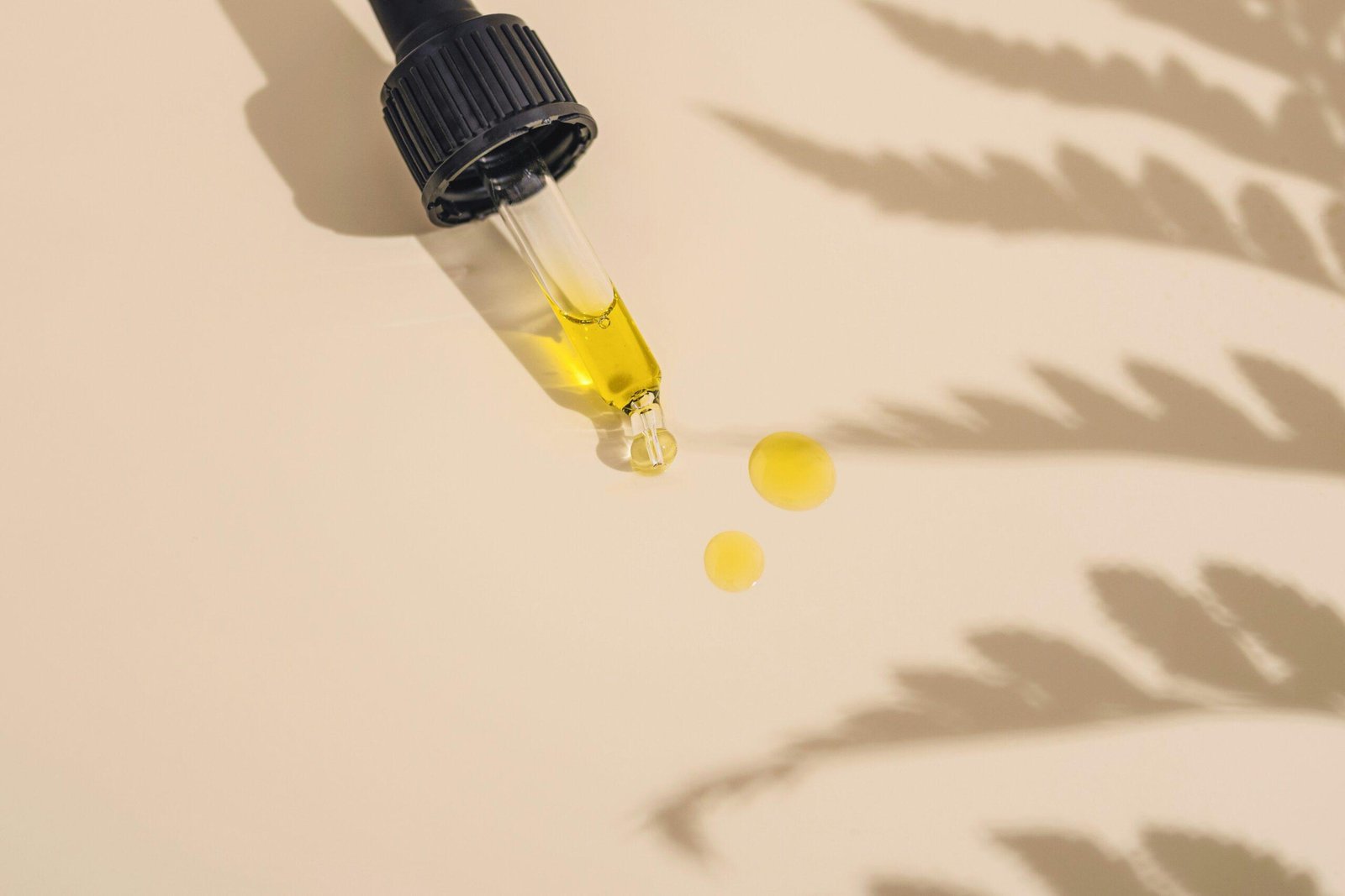Unlocking the Power of Natural Botanical Extracts in Organic Oils for Your Beauty Routine